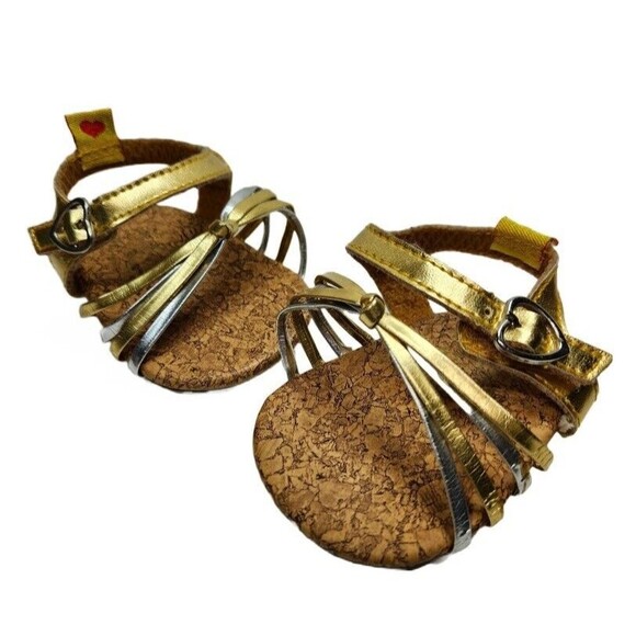 Build A Bear Sandals Shoes Gold Silver Straps Heels Heart Buckle Clothes - Picture 1 of 7